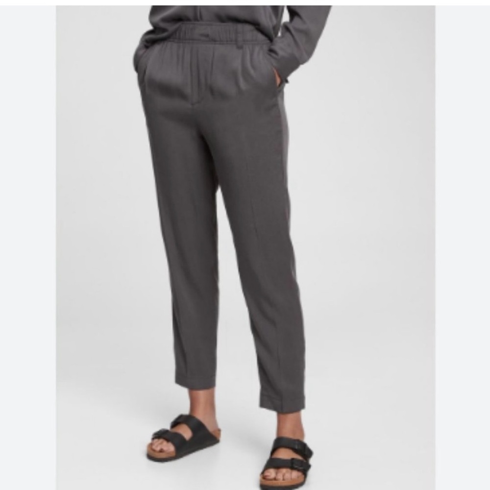 GAP High Rise Pull On Pant Trouser Soft Black Gray Tencel Lyocell Pockets Size 8